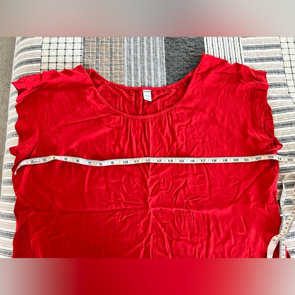 EUC Old Navy Top - Picture 6 of 6